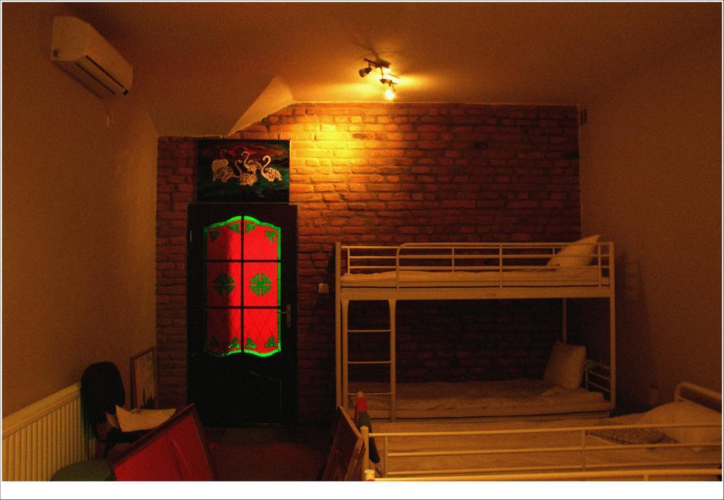 Hostel Egan Uzhhorod Δωμάτιο φωτογραφία